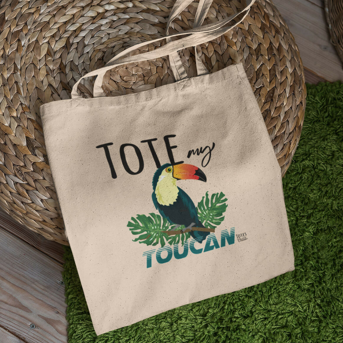 Tote my toucan